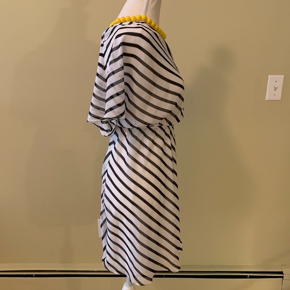 Express Black and White Striped One Shoulder Dress - Picture 4 of 6